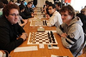 Naim_Mouahid_vs_Guillaume_Nicolas_moyen-400x266